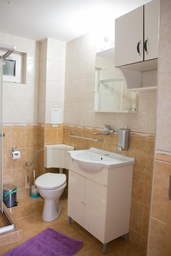 Apartament Alpha Apartamento Bistriţa Exterior foto
